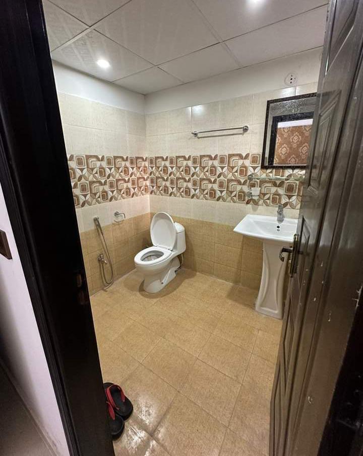 one bed furnished apartment in Gulberg green Islamabad - Image 5