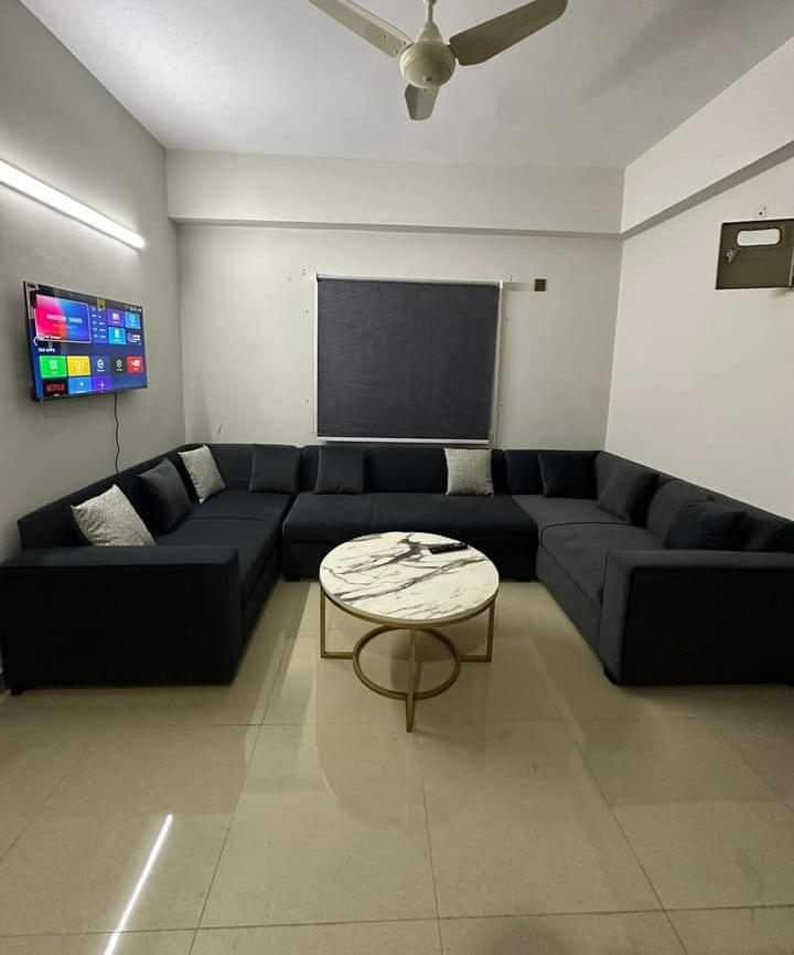 one bed furnished apartment in Gulberg green Islamabad - Image 3